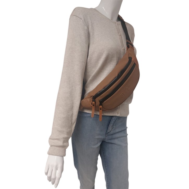 Aunts & Uncles Ichikawa Gürteltasche tapir