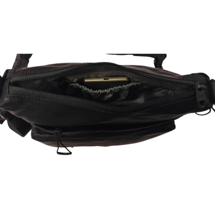 Aunts & Uncles YURA Umhängetasche black