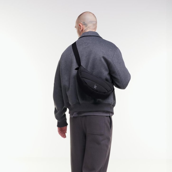 GOTBAG. Puffer Moon Bag small monochrome black
