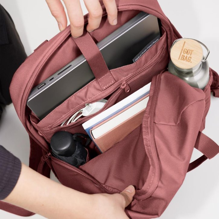 GOTBAG. Daypack Loop monochrome lion fish