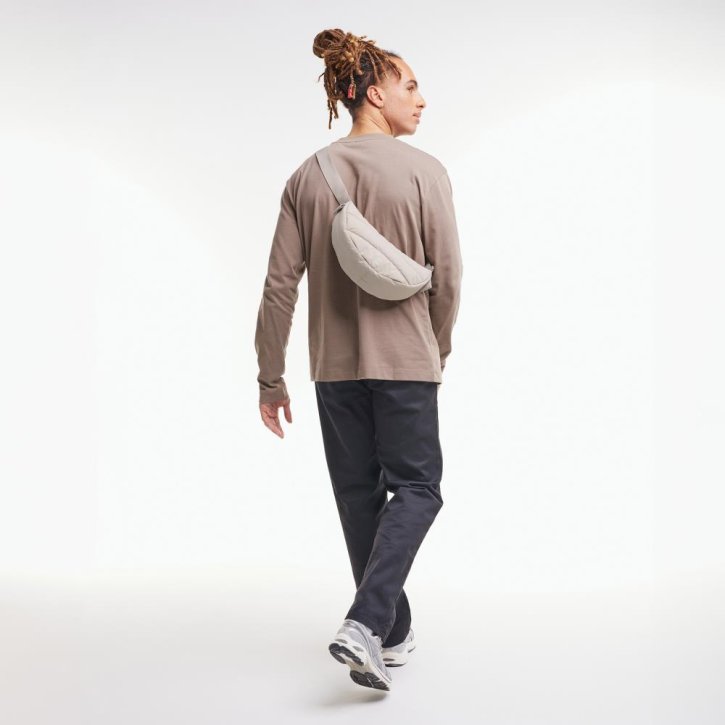 GOTBAG. Puffer Moon Bag small monochrome scallop