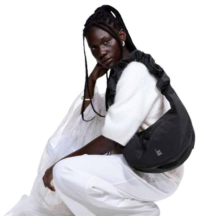 GOTBAG. Moon Bag Ruffle large monochrome black