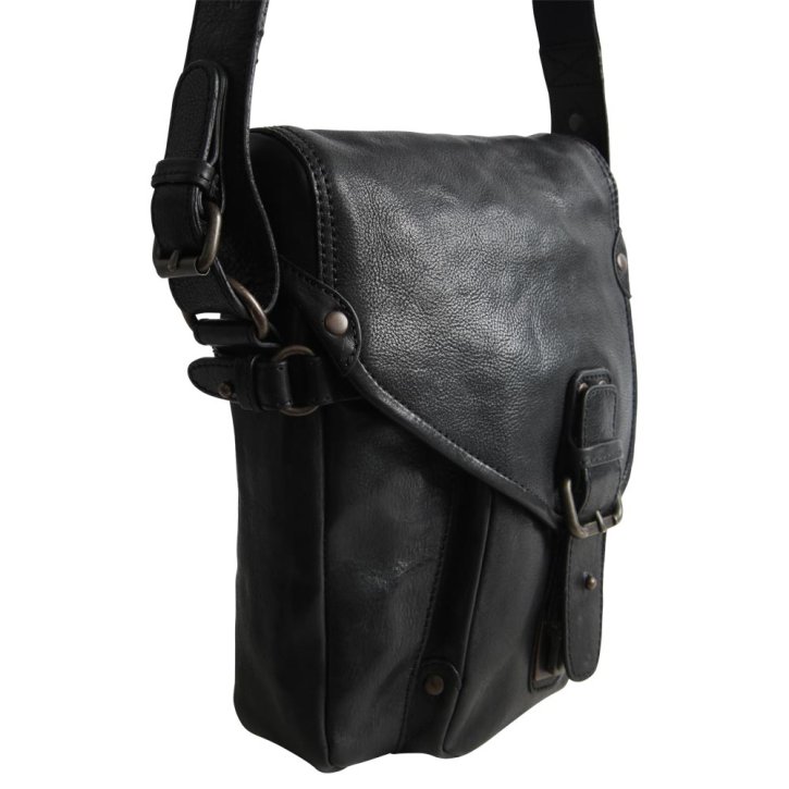  CLYDE Postbag black suit