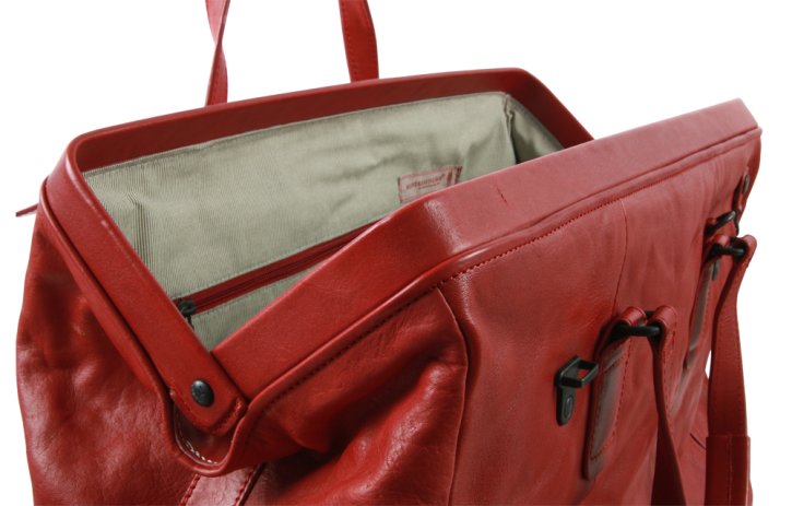 Aunts & Uncles MRS. CURRANT BREAD Reisetasche crimson red