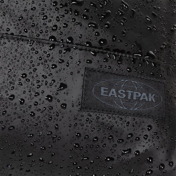 EASTPAK Travelpack tarp black