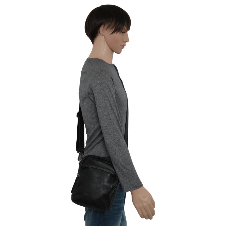 Aunts & Uncles Echo Umhängetasche black