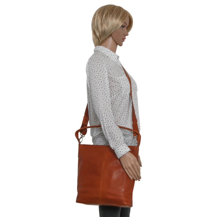 Saccoo ALOTA M Schultertasche cognac