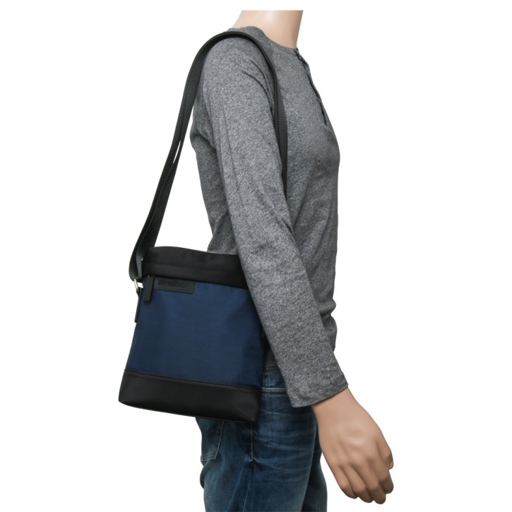 Strellson Royal Oak xsvz shoulderbag dark blue