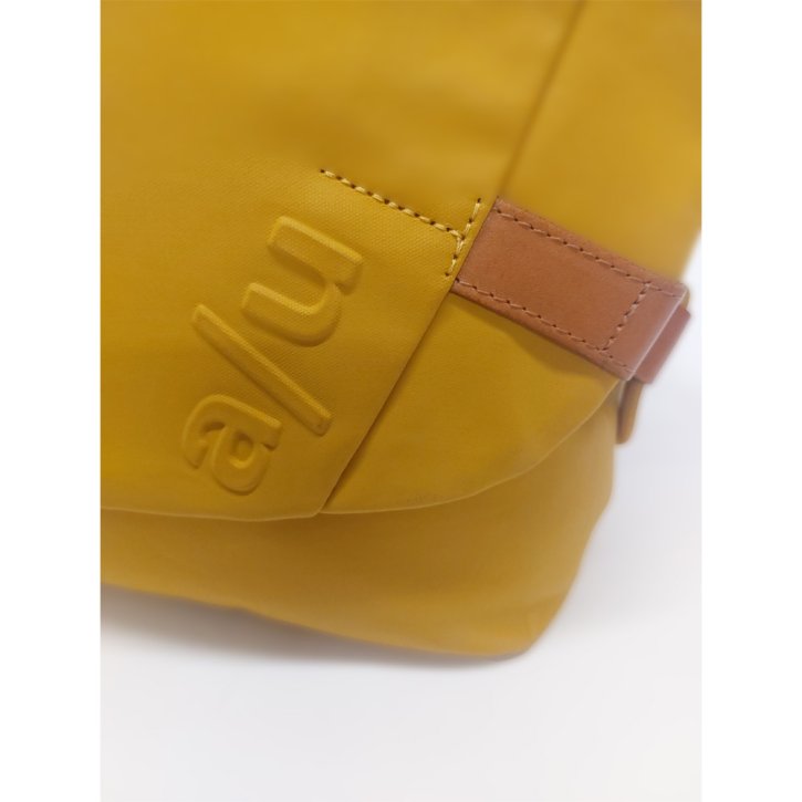 Aunts & Uncles MATSUMOTO Umhängetasche mustard