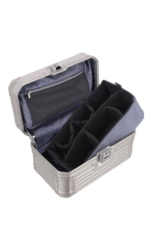 Travelite NEXT Beautycase silber