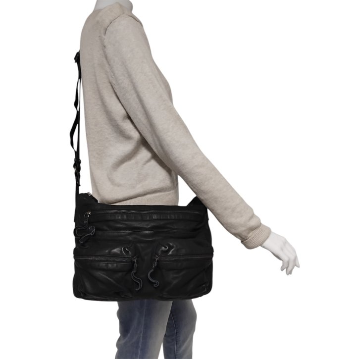 PAVINI Schultertasche Leder schwarz