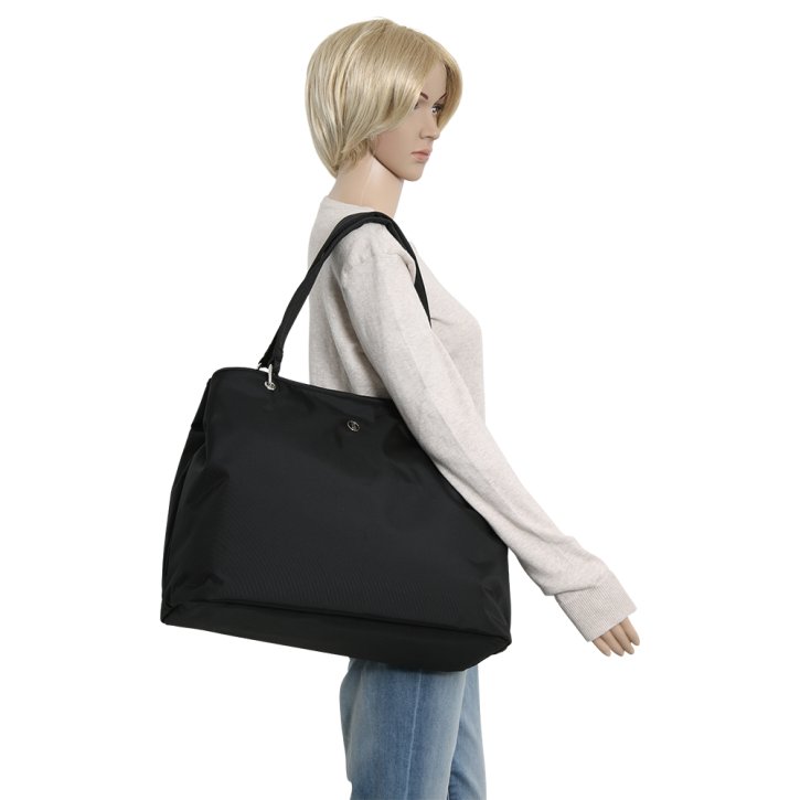 BOGNER Isla Schultertasche black/teak