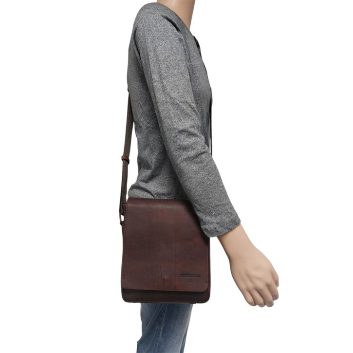 Strellson stratford 2.0 jeremy shoulderbag xsvf darkbrown