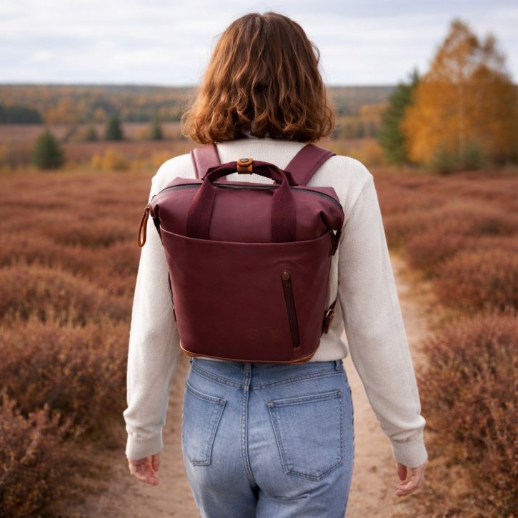 Aunts & Uncles Yaizu Rucksack S 11" cherry laquer