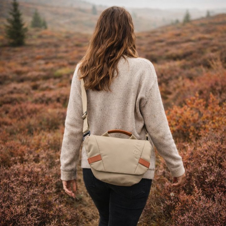 Aunts & Uncles KAZO Messenger Bag S dust