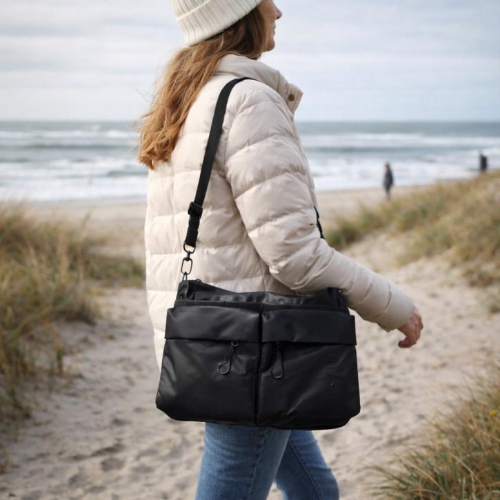 Aunts & Uncles OMONO Umhängetasche black