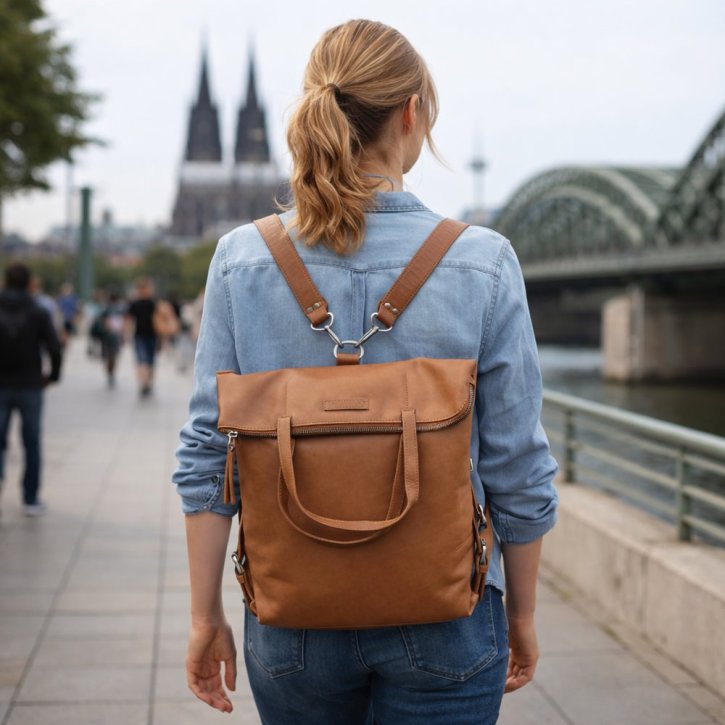 Aunts & Uncles Pomelo desert Rucksack / Handtasche taupe