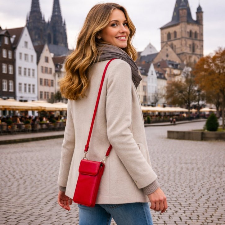 Aunts & Uncles Cloudberry cherry juice