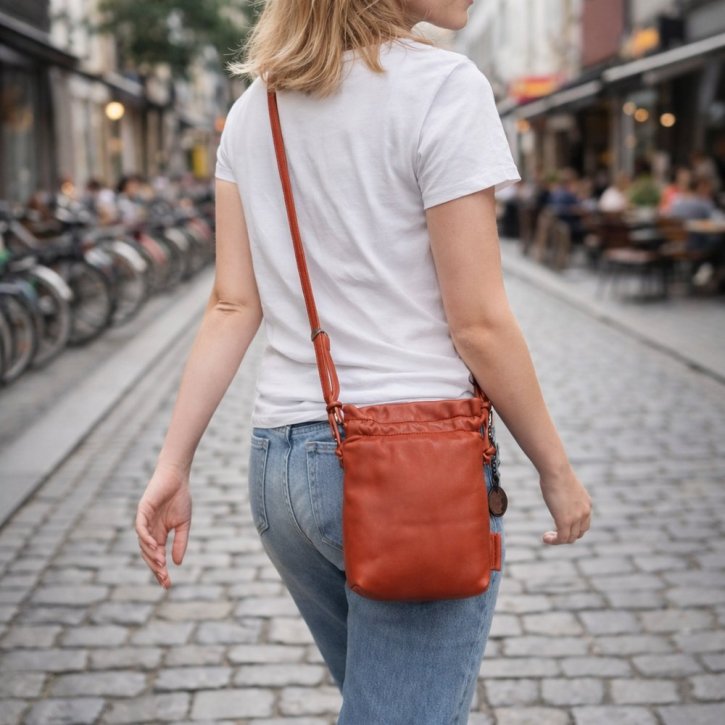 Aunts & Uncles SOPHIA Phonebag burlwood