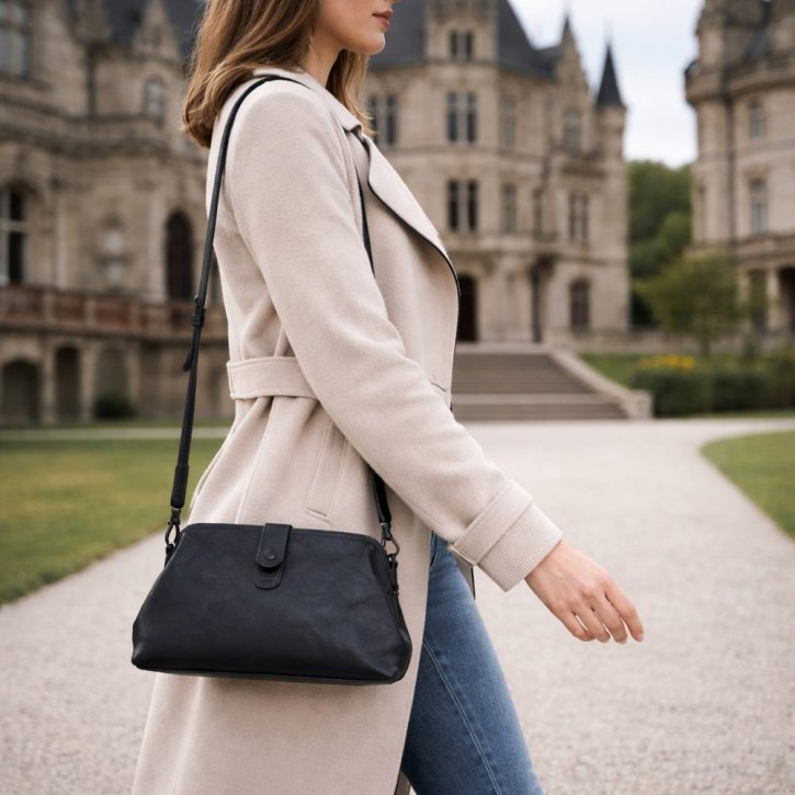 Aunts & Uncles MRS. ECLAIR Umhänge+Bügel night sky