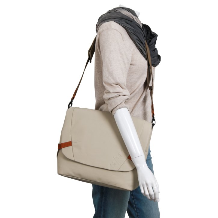 Aunts & Uncles MATSUMOTO Umhängetasche dust