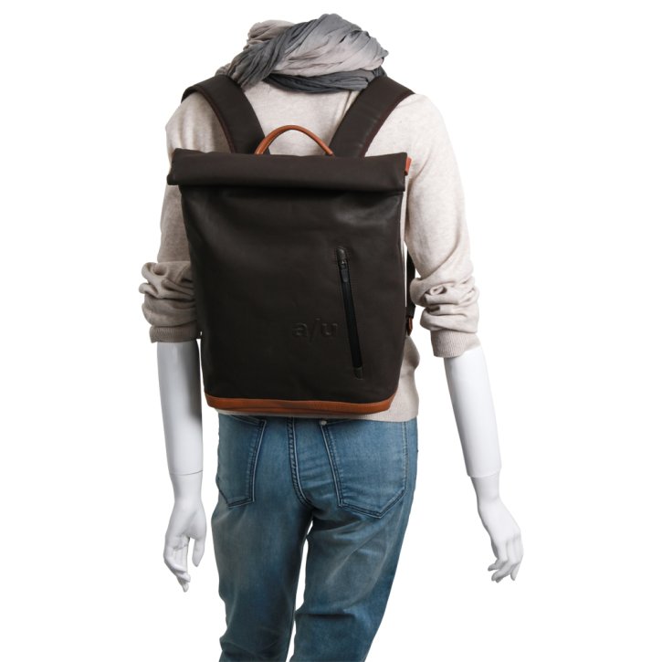 Aunts & Uncles WAKAYAMA Rucksack bitter chocolate