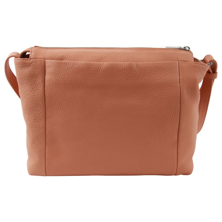 Bree Tana 2 cross shoulder canyon