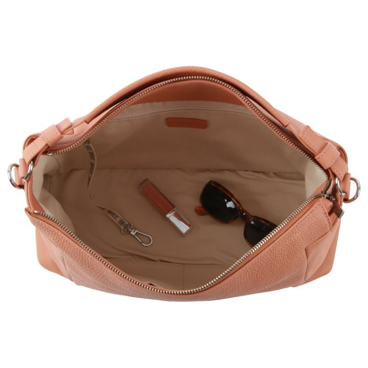 Bree Tana 9 small hobo canyon