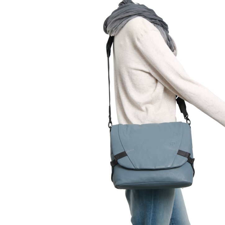 Aunts & Uncles SENDAI Umhängetasche stormy weather