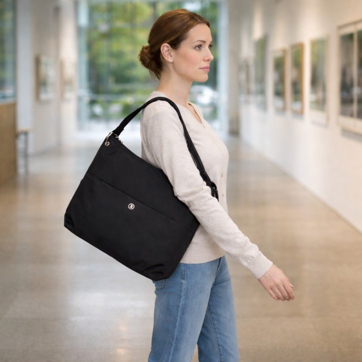 BOGNER Gracy Beuteltasche black/teak