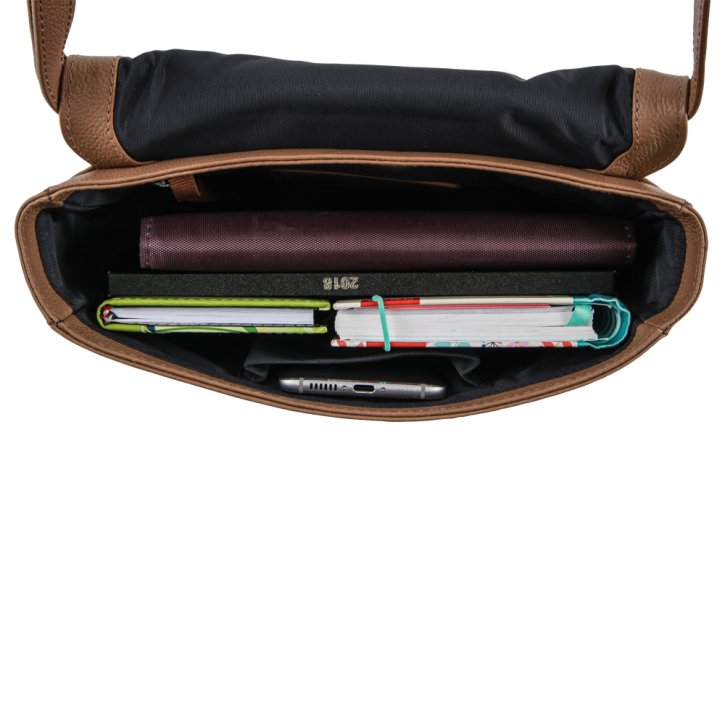 Bree CARY 11 Schultertasche toasted coconut flap