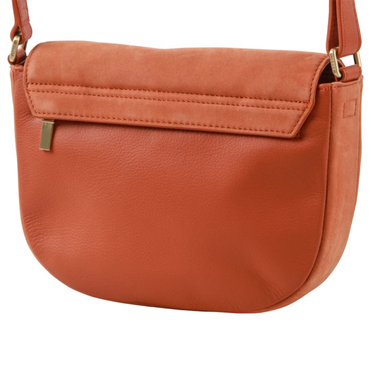 Bree Avea 6 cinnamon saddle bag