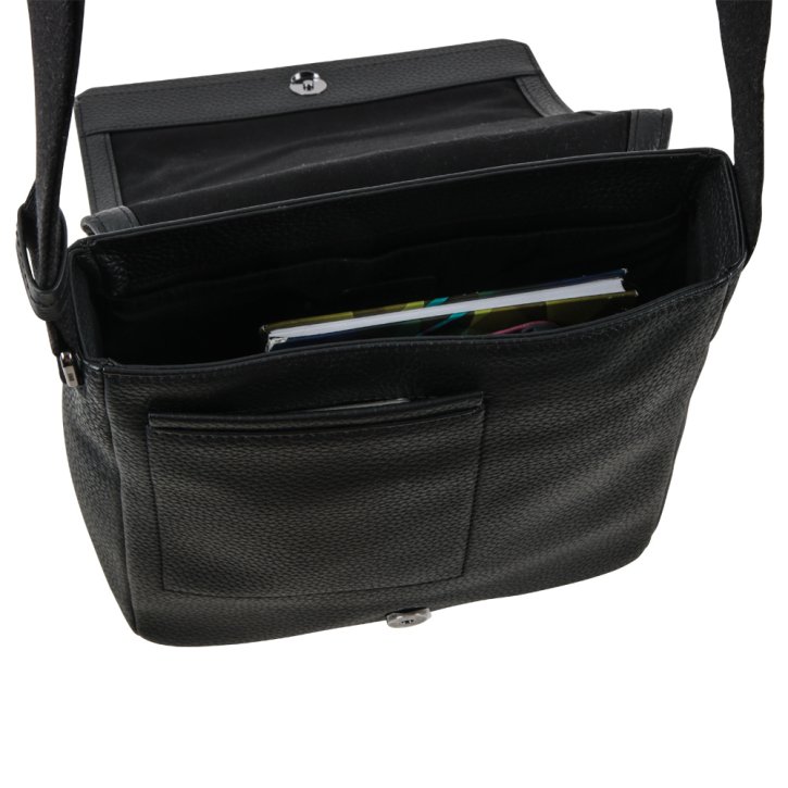 Bree AIKO 1  Mesenger Bag  black