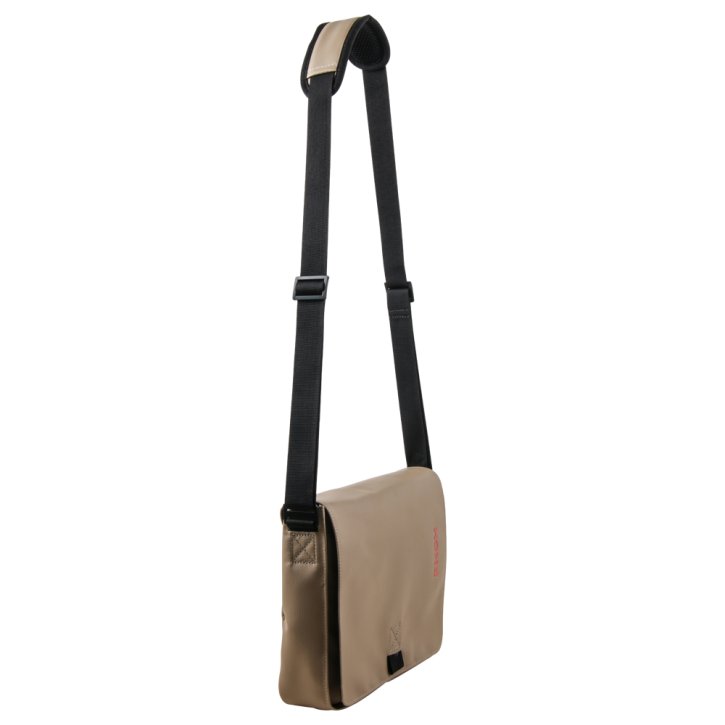 Bree PNCH 61 Schultertasche silver milk