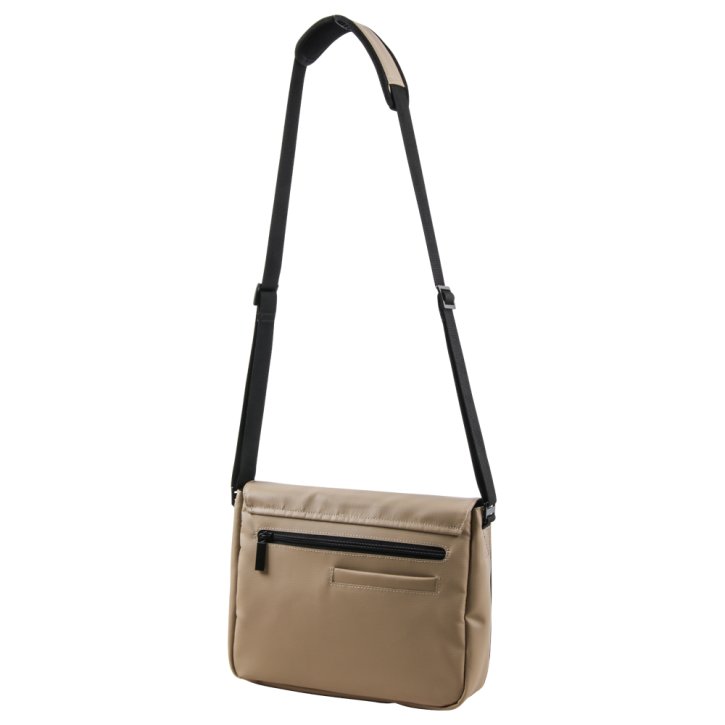 Bree PNCH 61 Schultertasche silver milk
