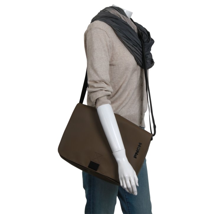 Bree PNCH 62 Schultertasche coffee bean