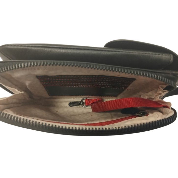 Aunts & Uncles TULIP phone bag jet black