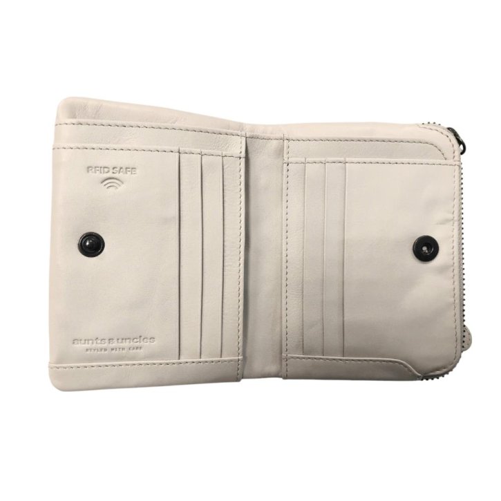 Aunts & Uncles CHERRY Geldbörse cloud nine