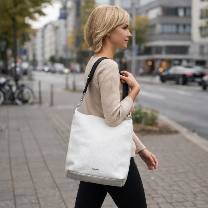 Emily & Noah Laeticia Beutel XL white