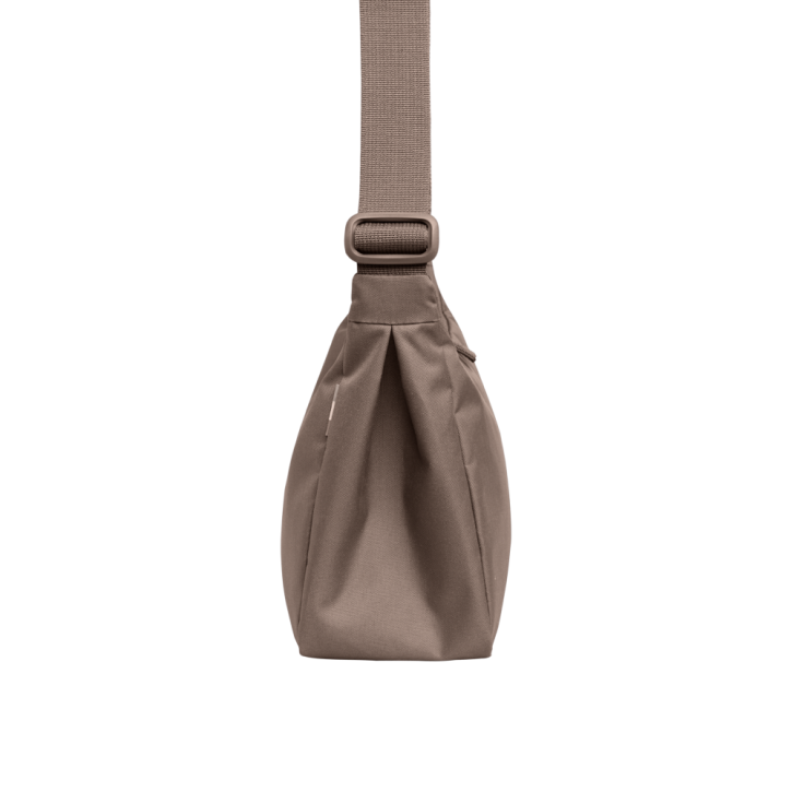 GOTBAG. Square Bag small monochrome oyster