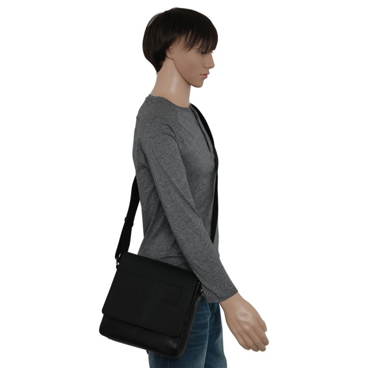 Strellson hyde park Umhängetasche black