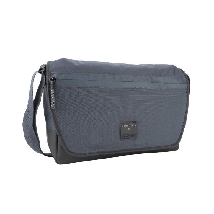 Strellson Northwood Dorian messenger bag darkblue