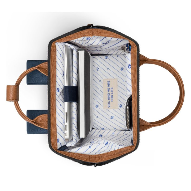 CABAIA Adventurer M Chicago