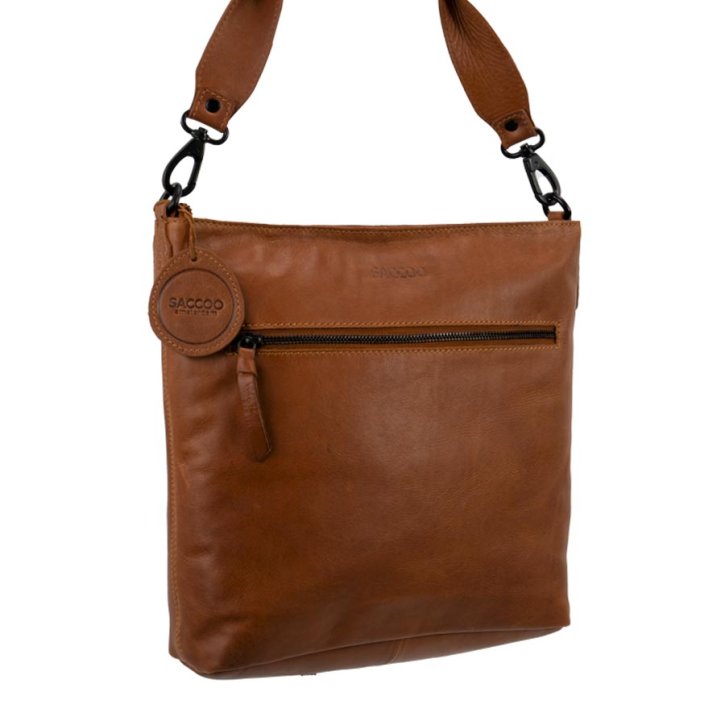 Saccoo Foggia Schultertasche chestnut