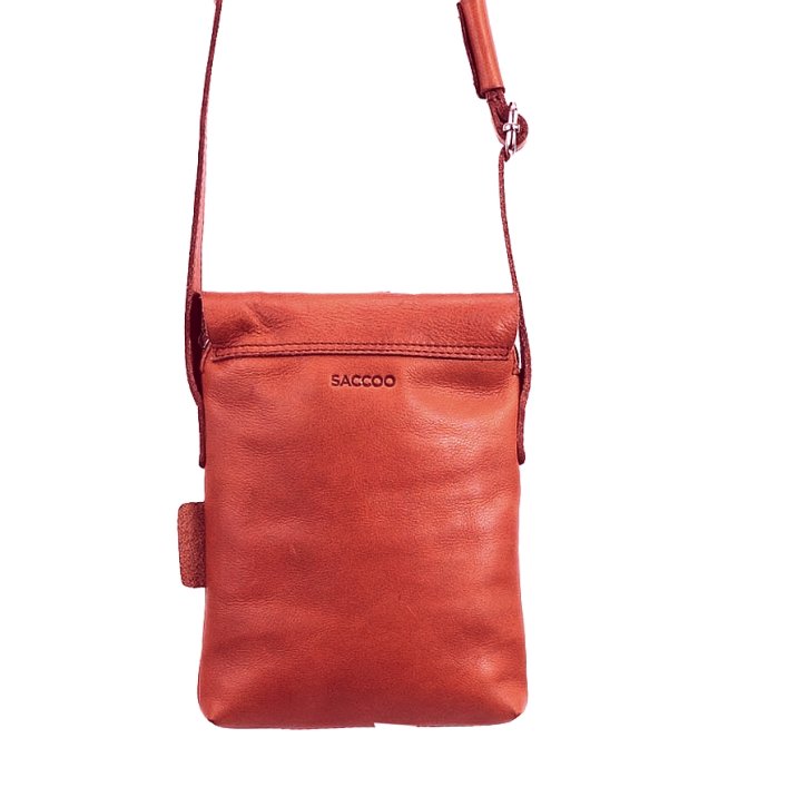 Saccoo BAJADA Handtasche red
