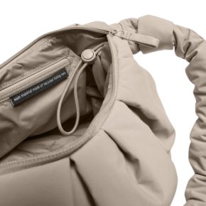 GOTBAG. PLEAT Moon bag large scallop