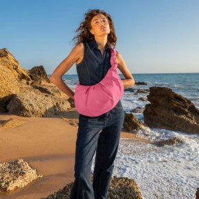 GOTBAG. PLEAT Moon bag large salina pink