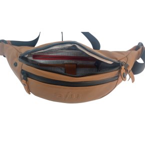 Aunts & Uncles Ichikawa Gürteltasche tapir