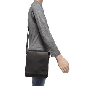 Strellson stratford 2.0 jeremy shoulderbag xsvf black