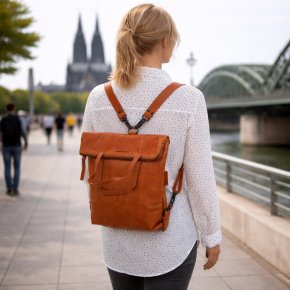 Aunts & Uncles Pomelo Rucksack/Handtasche cognac